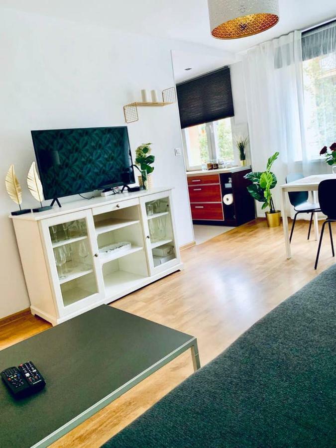 Legnica Apartament 42M2 Delux 4 Buitenkant foto