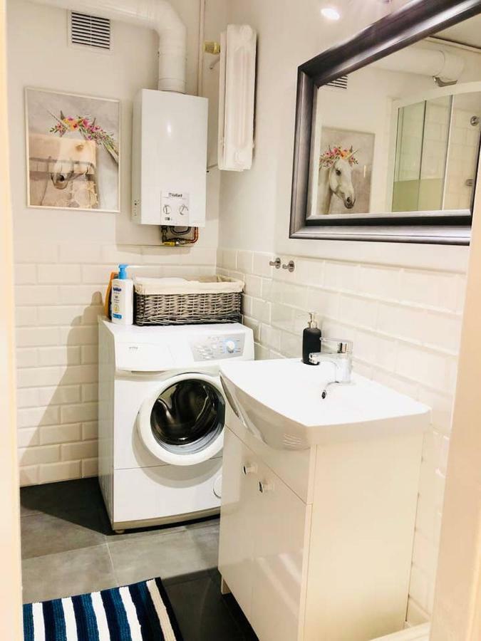 Legnica Apartament 42M2 Delux 4 Buitenkant foto